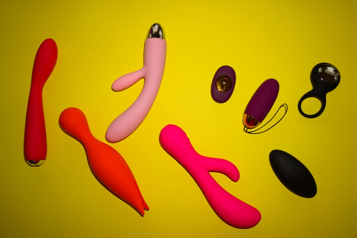Quiet Vibrator vs Powerful Vibrator: A Beginner-Friendly Guide